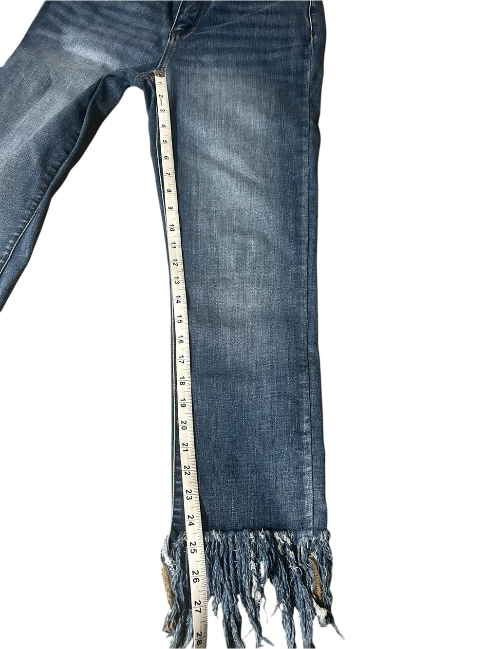 Judy Blue Size 29 Relaxed
Crop Jeans Fringe
Hem Distressed
Denim - Picture 5 of 8